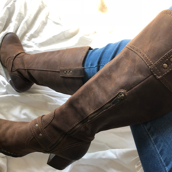 Born Shoes - BORN Brown Leather Heeled Boots Size 9